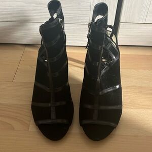 Ralph Lauren Peep-Toe Platform Suede Pumps Black Suede & Leather Size 9.5